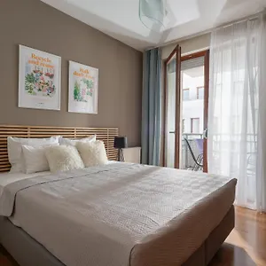 central-passage-budapest-apartments.inbudapesthotels.com/