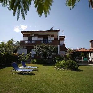 lampos-house-vourvourou.hotelschalkidiki.net/