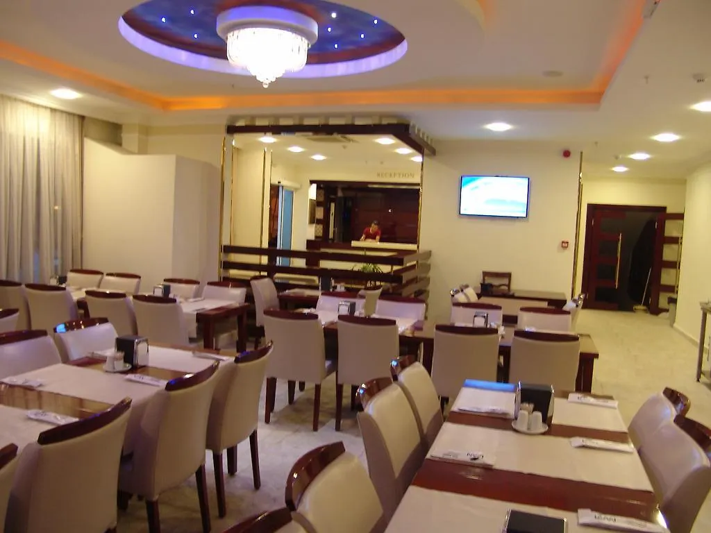 Izan Hotel İzmir 3*,  Türkiye